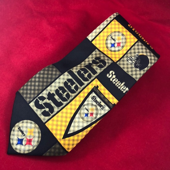 Steelers Tie by NFL Team Spirit Necktie - Picture 1 of 4